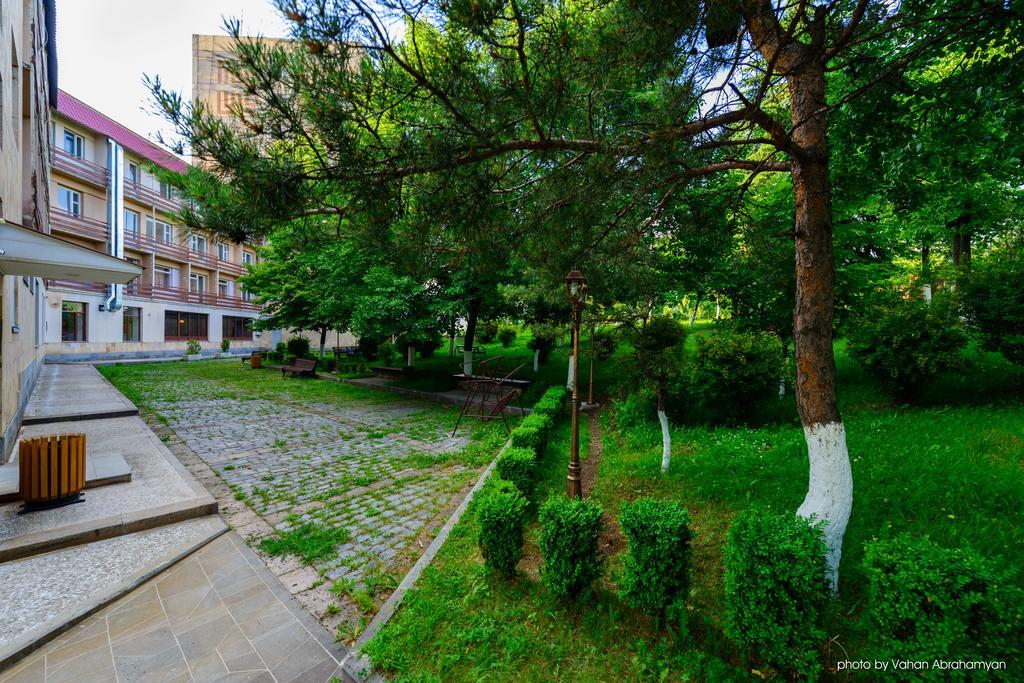 Kirovakan Hotel Vanadzor Exterior photo